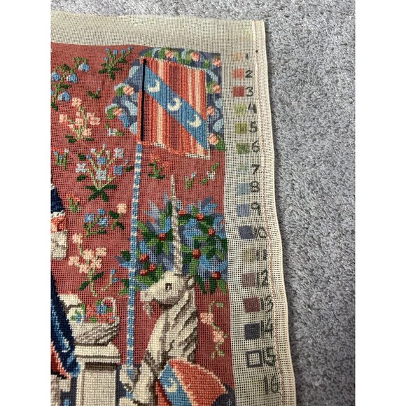 Dimensions Unfinished Needlework 1980 #2128 Cluny L'odorat Lady Unicorn - Picture 7 of 14